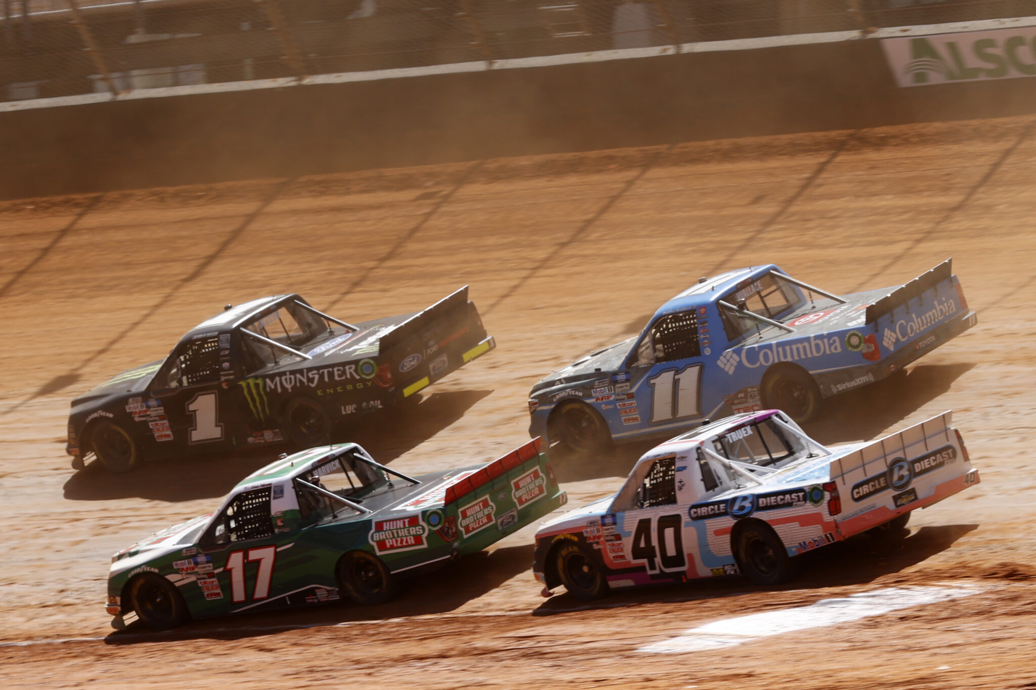 Broadcast Review Trucks on Dirt at Bristol Pure Thunder Racing